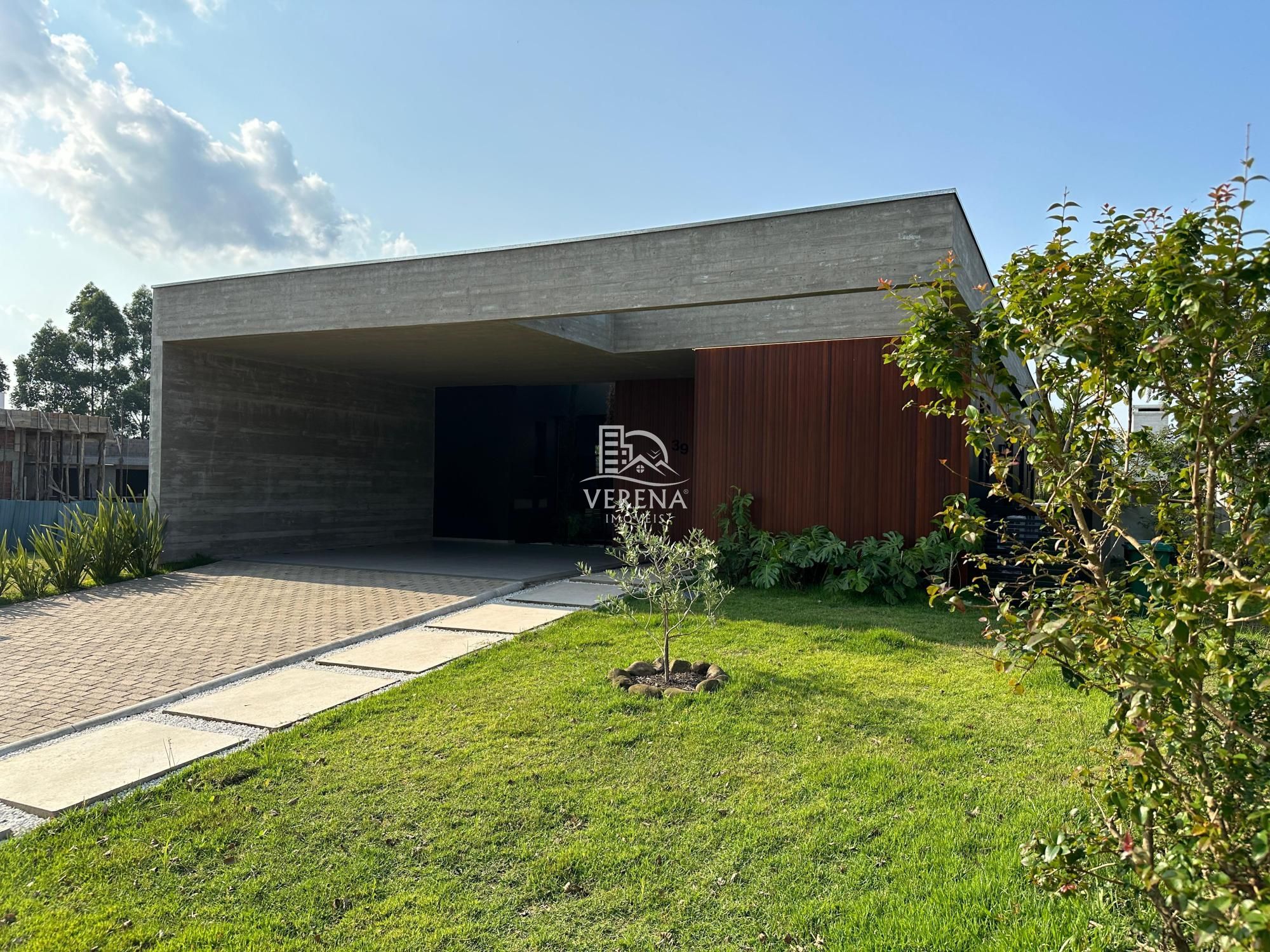 Casa, 3 quartos, 194 m² - Foto 2