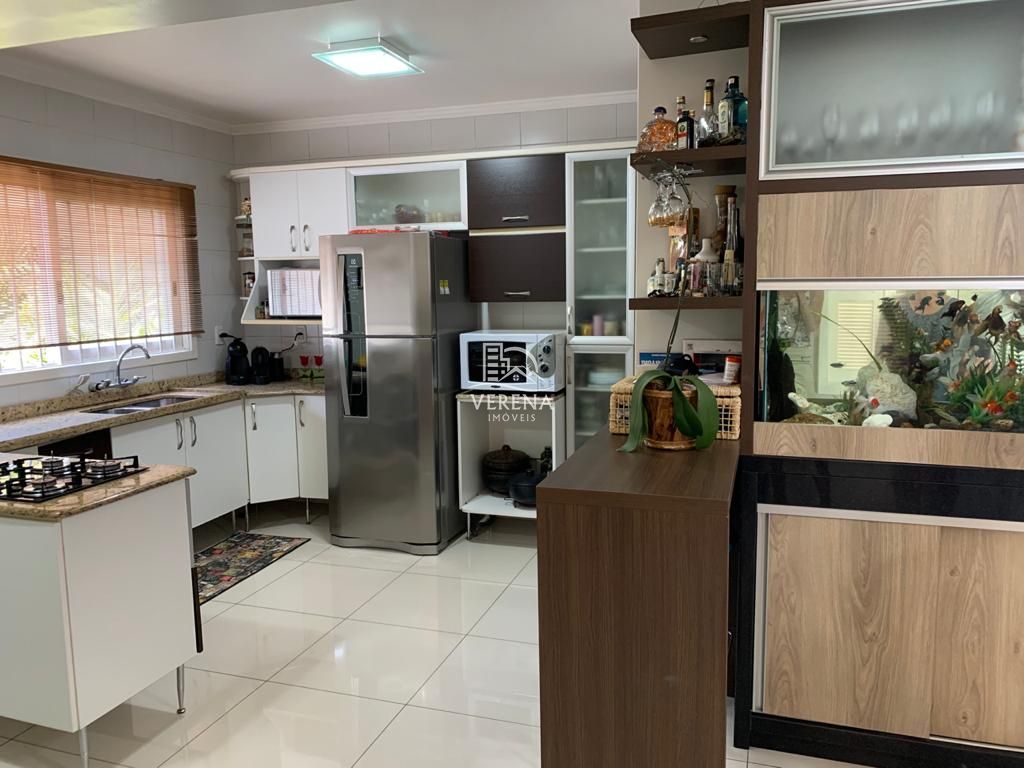 Casa à venda com 3 quartos, 165m² - Foto 10