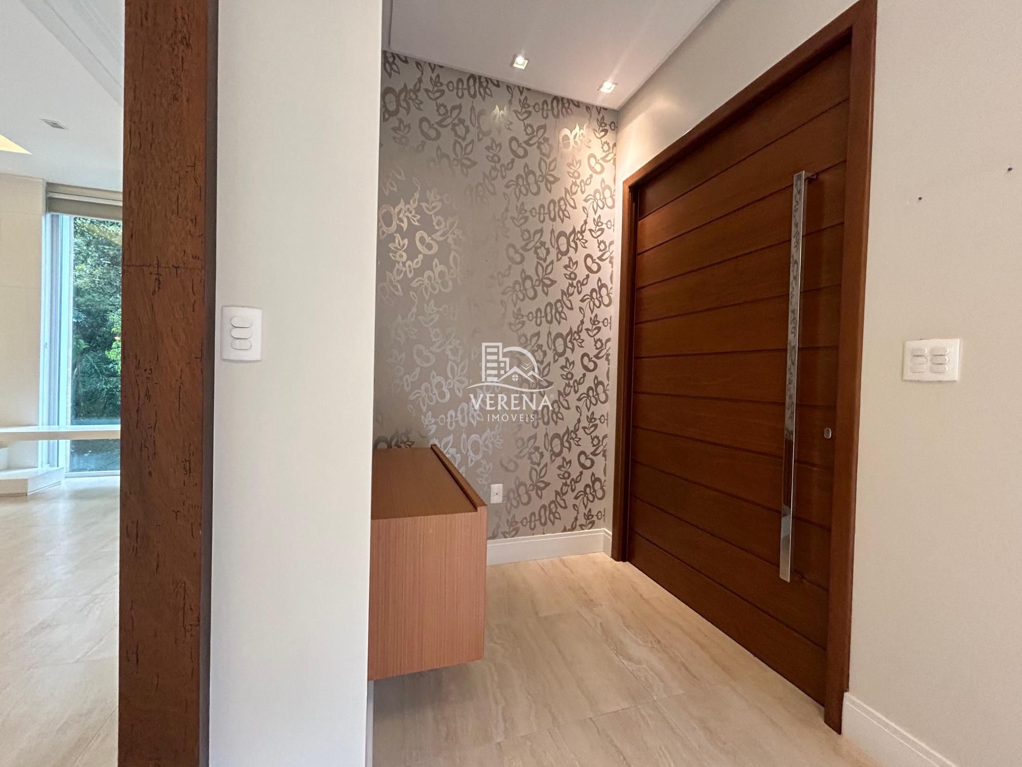 Casa à venda com 3 quartos, 291m² - Foto 3