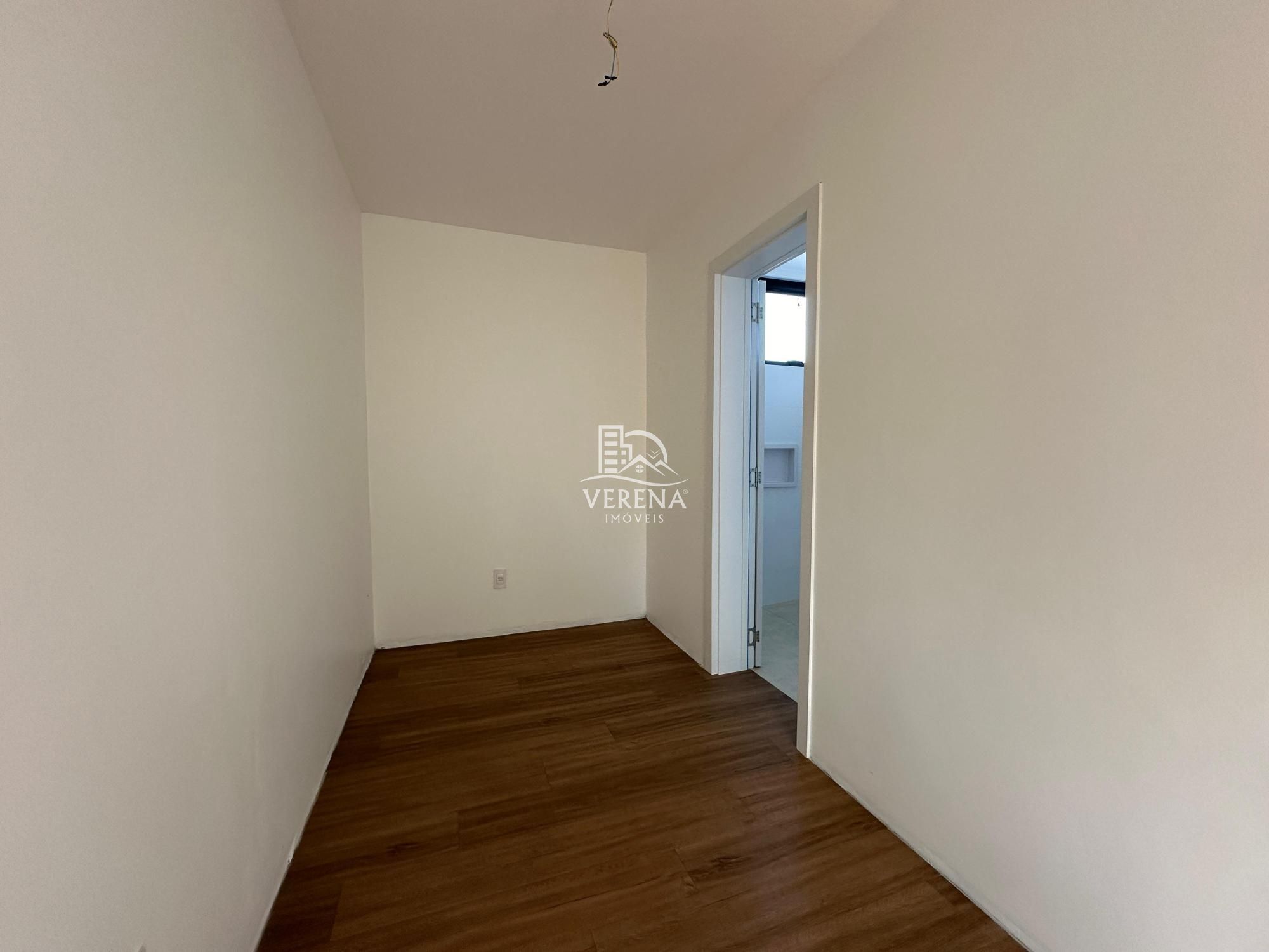 Casa à venda com 3 quartos, 218m² - Foto 14