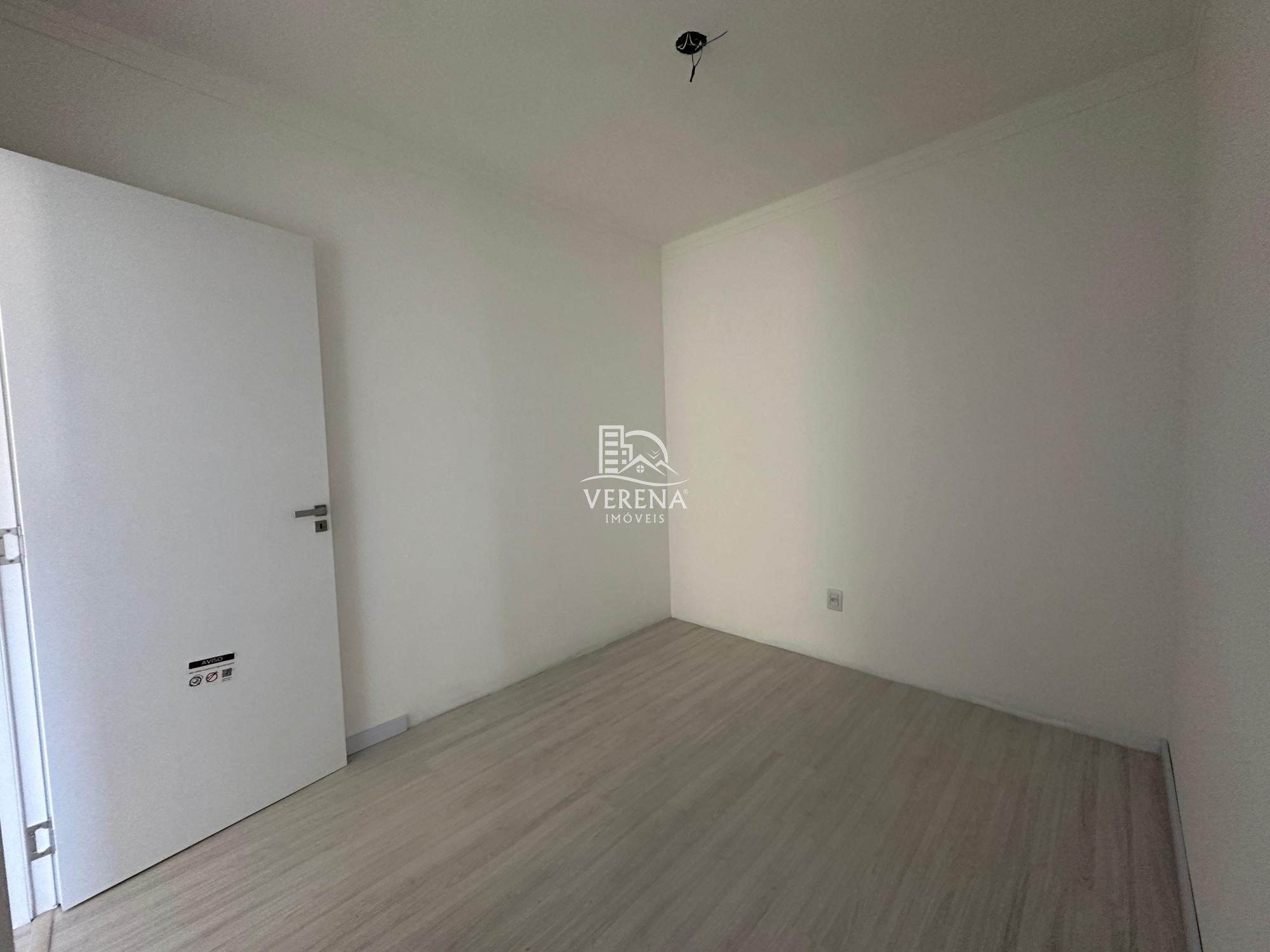 Casa à venda com 3 quartos, 174m² - Foto 9