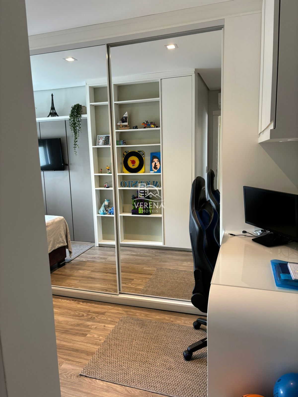 Apartamento à venda com 3 quartos, 103m² - Foto 11