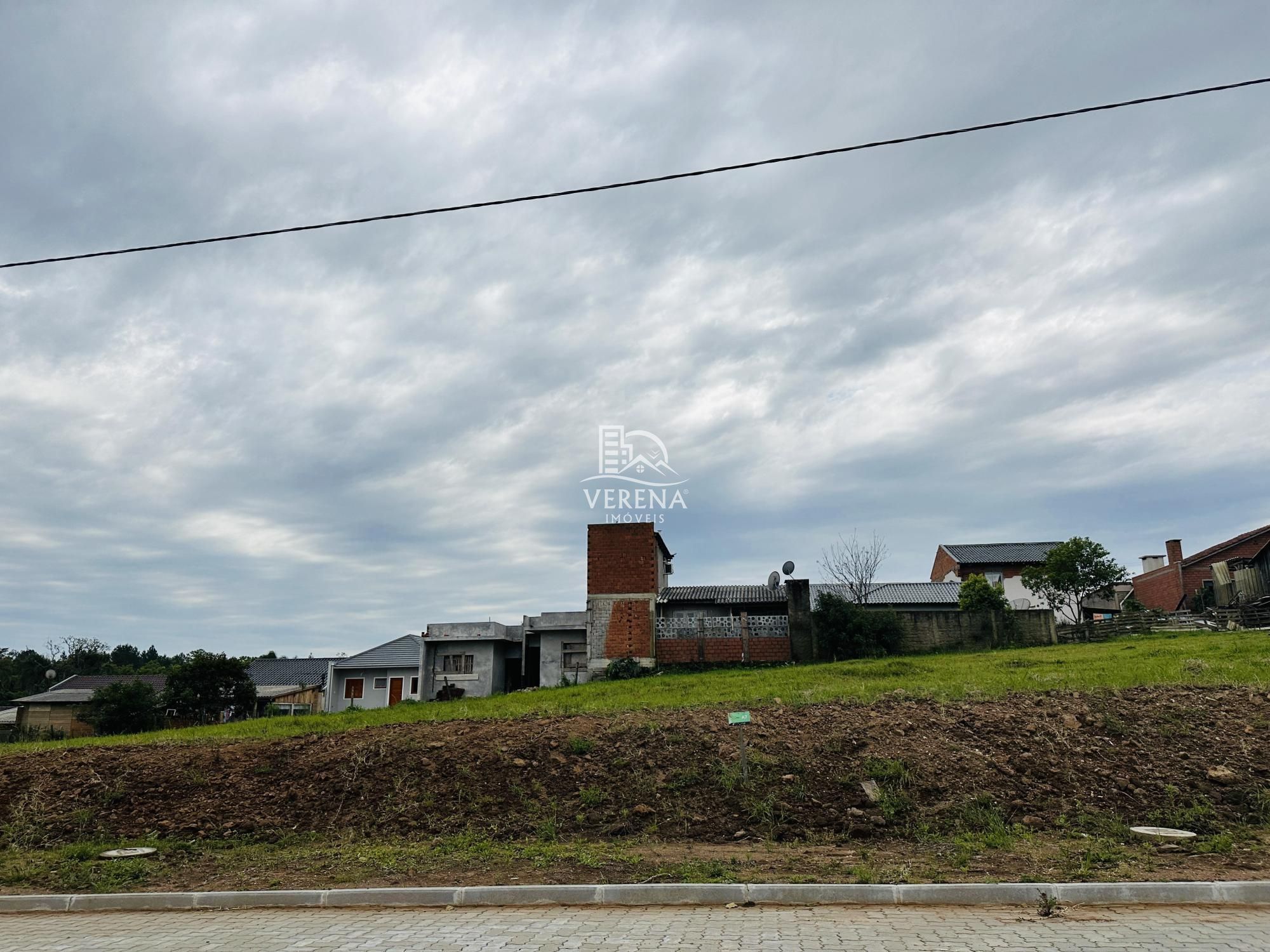 Terreno à venda, 300m² - Foto 1