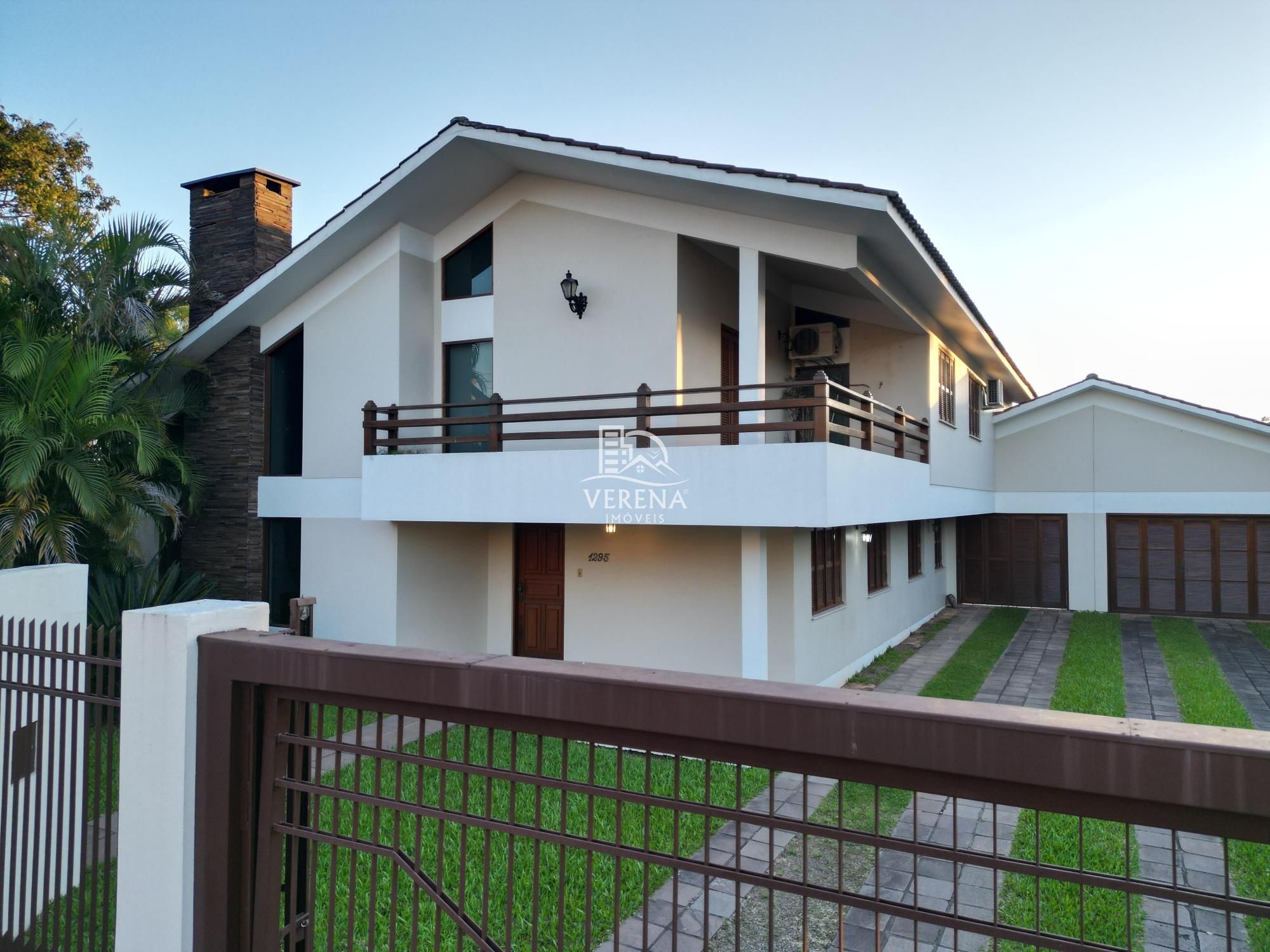 Casa à venda com 4 quartos, 490m² - Foto 2