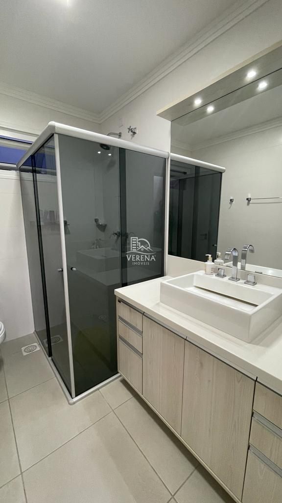 Apartamento à venda com 3 quartos, 224m² - Foto 15