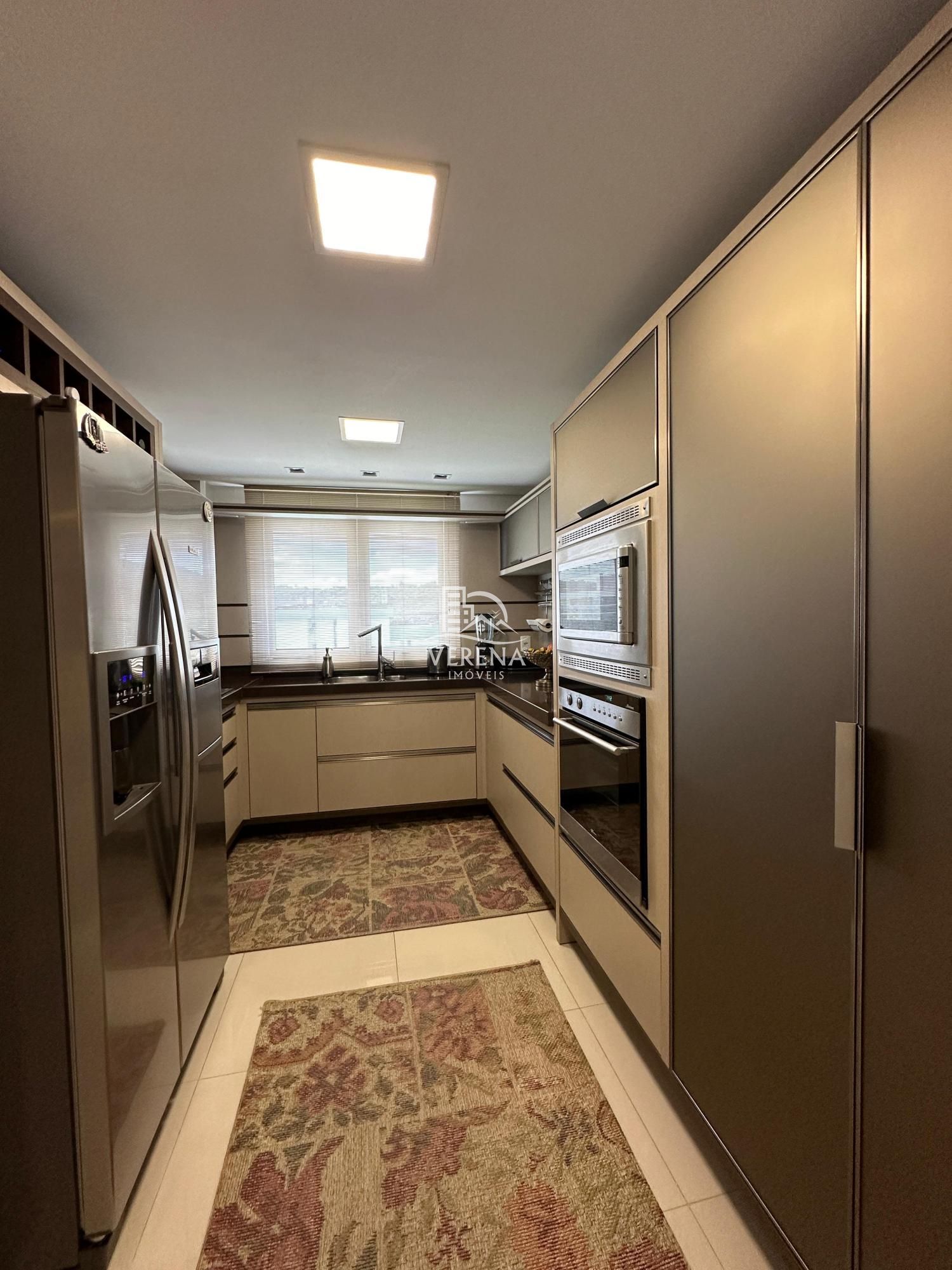 Apartamento à venda com 3 quartos, 191m² - Foto 12