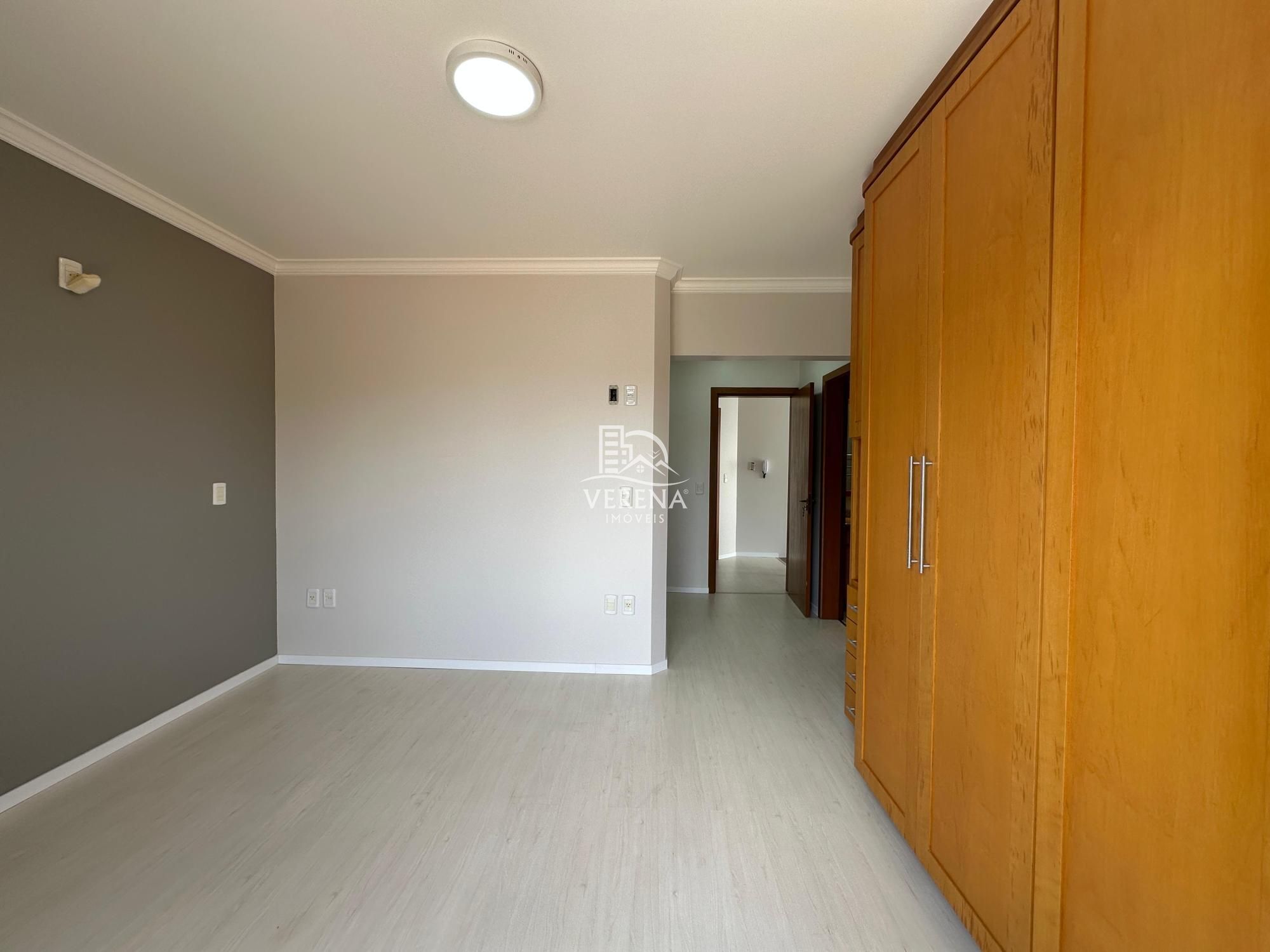 Casa à venda com 3 quartos, 250m² - Foto 13