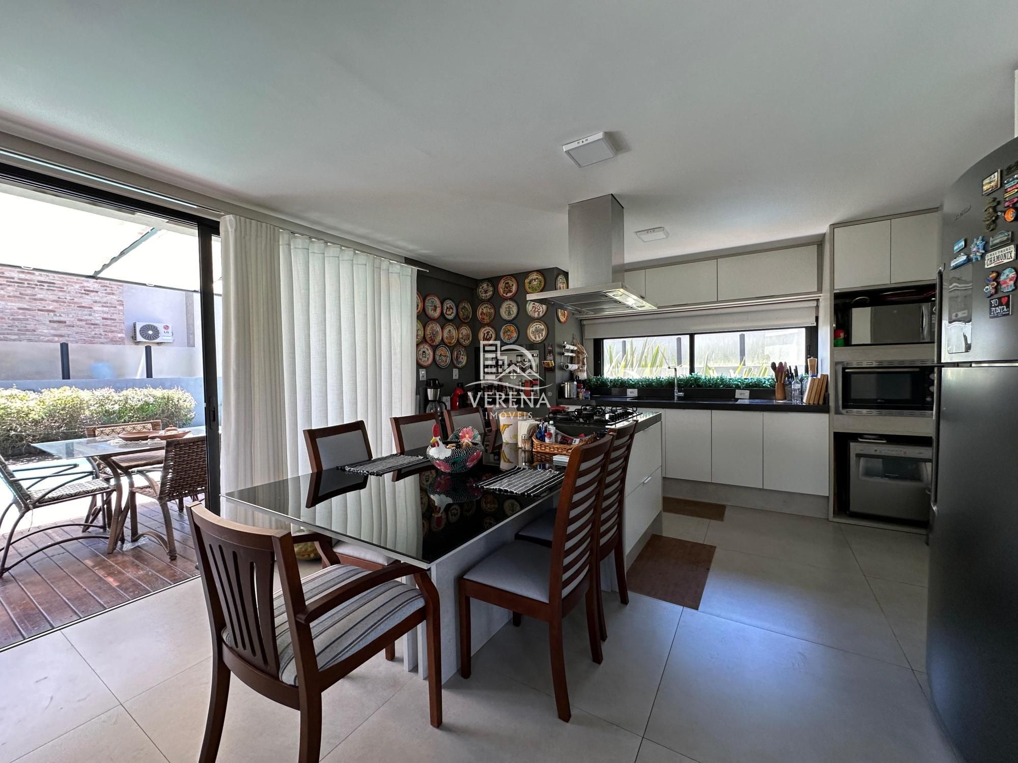 Casa, 3 quartos, 210 m² - Foto 7