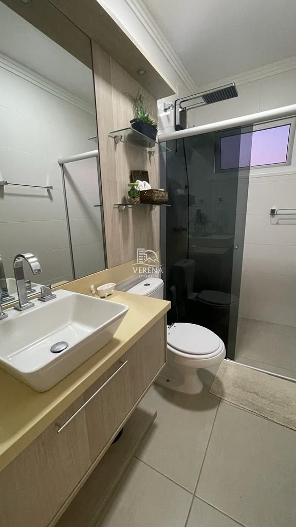 Apartamento à venda com 3 quartos, 224m² - Foto 18