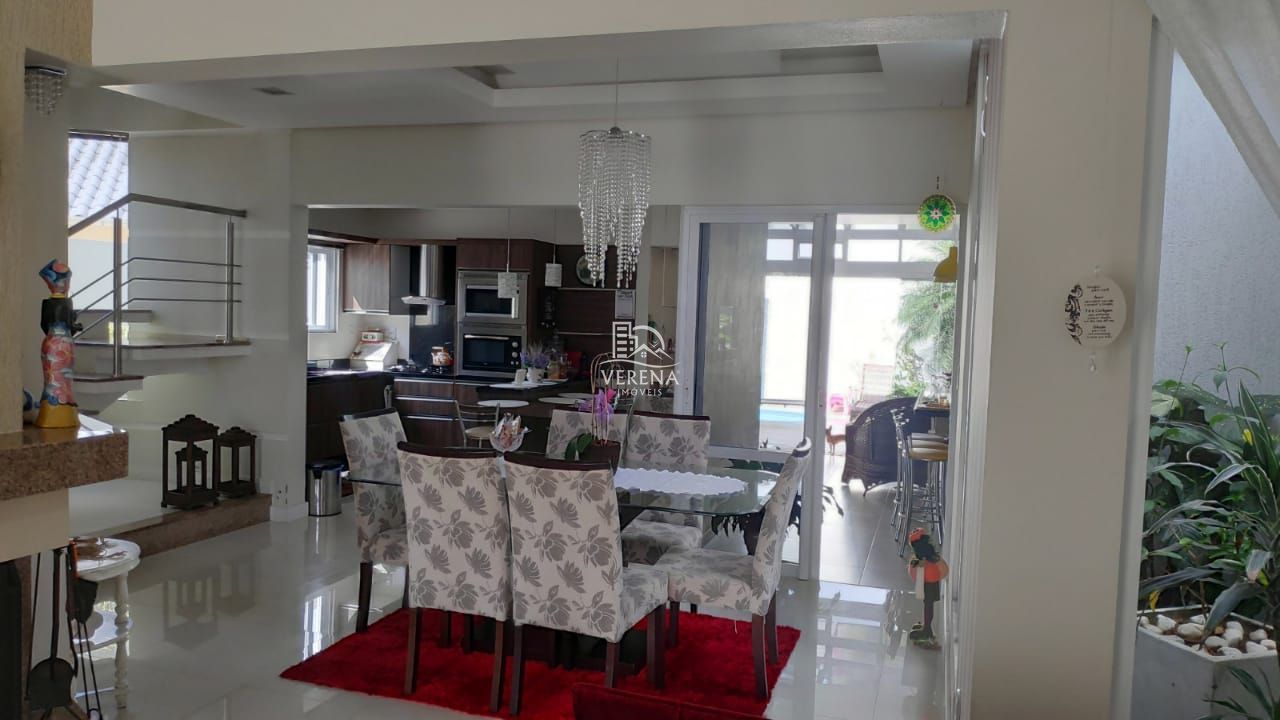 Casa, 3 quartos, 236 m² - Foto 7