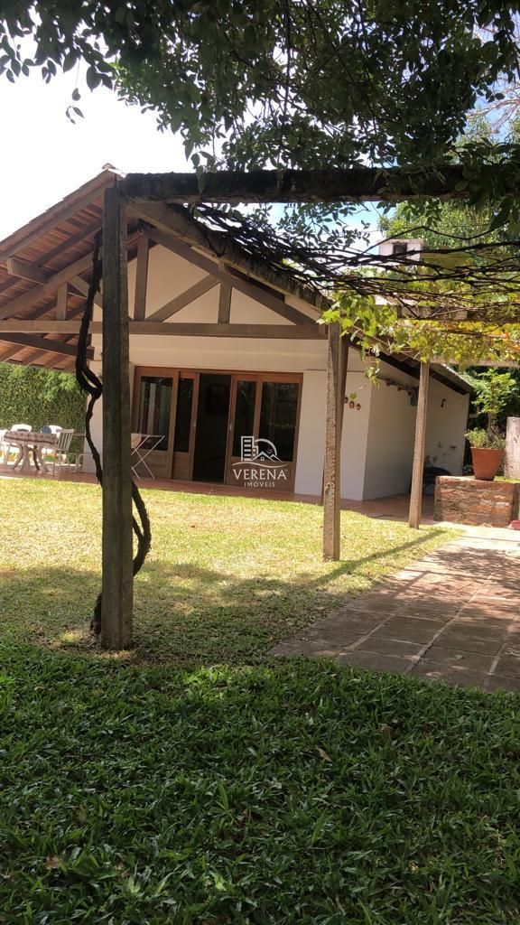 Casa à venda com 4 quartos, 326m² - Foto 12