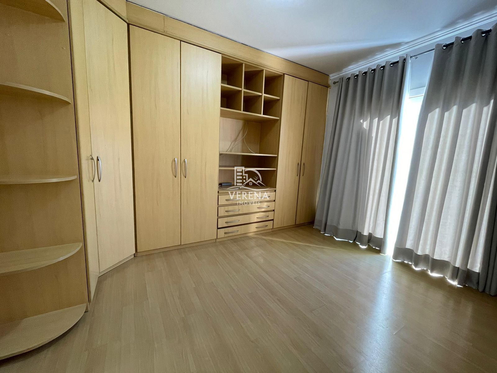 Casa à venda com 3 quartos, 200m² - Foto 13