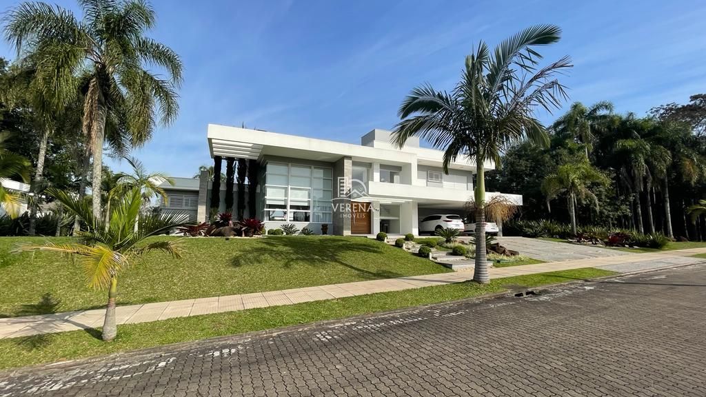 Casa à venda com 3 quartos, 392m² - Foto 2