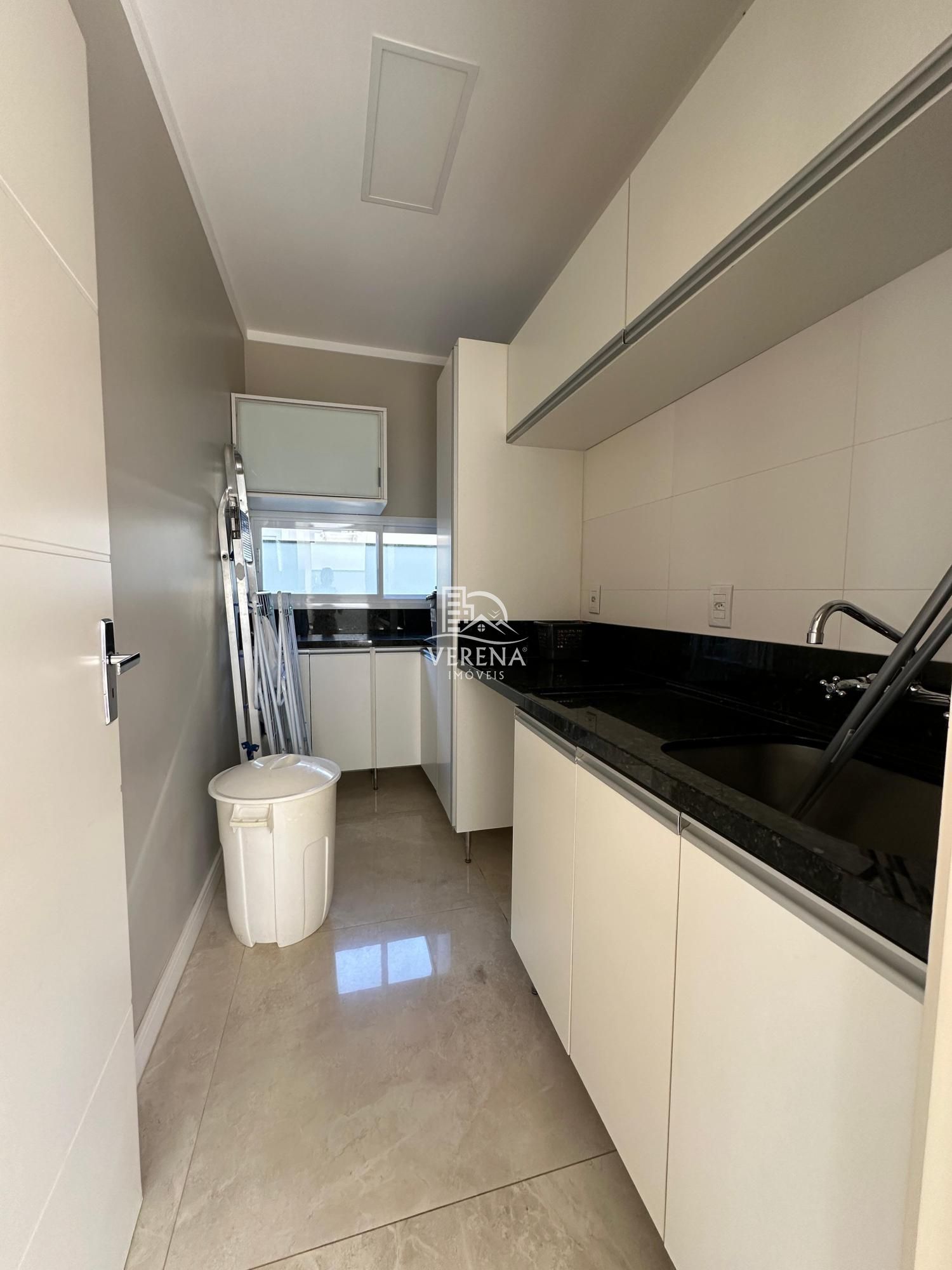 Casa à venda com 3 quartos, 264m² - Foto 10