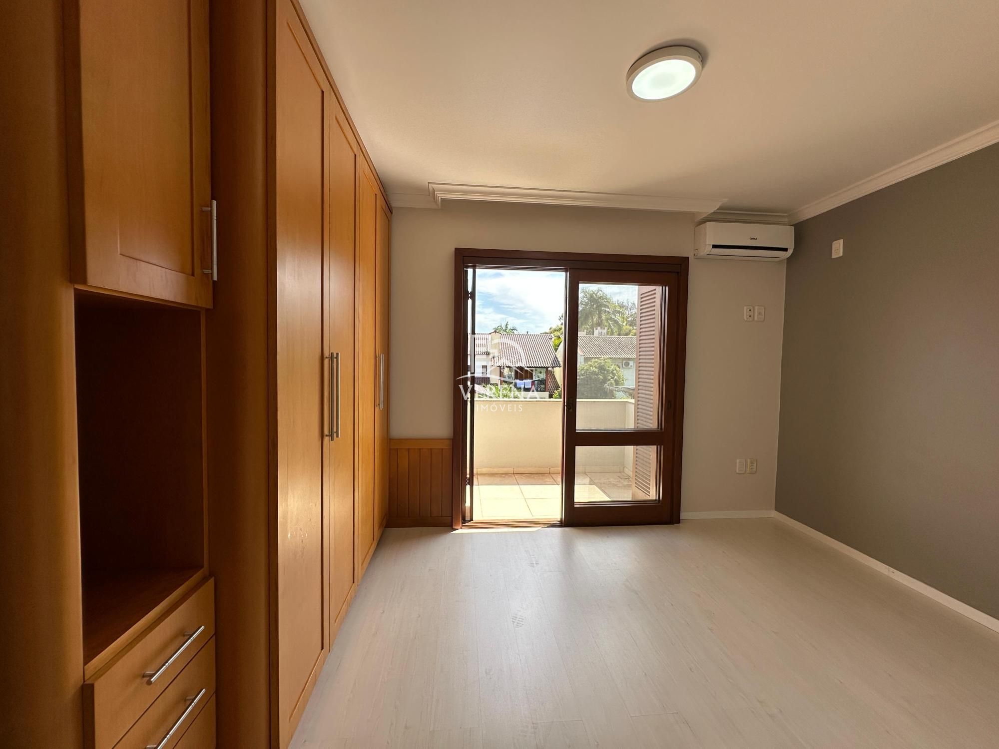 Casa à venda com 3 quartos, 250m² - Foto 11