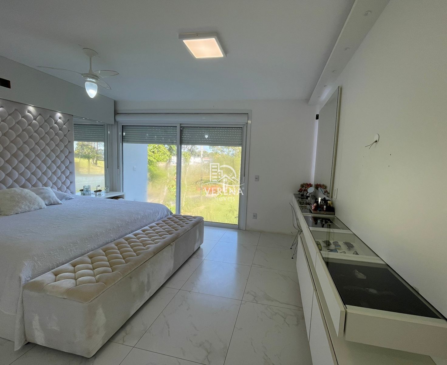 Casa à venda com 3 quartos, 213m² - Foto 13