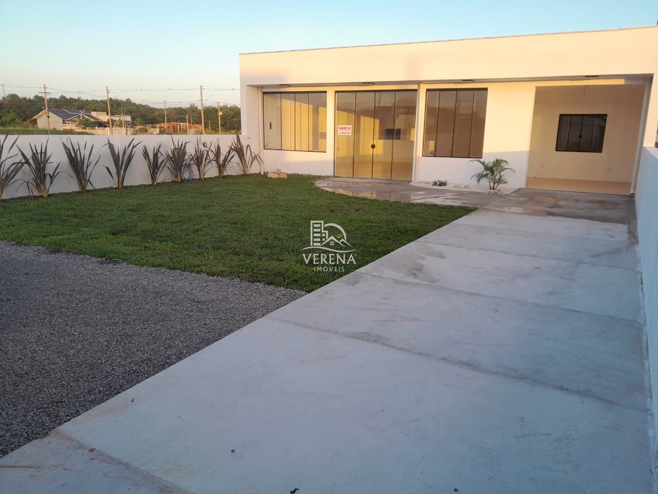 Casa à venda com 2 quartos, 144m² - Foto 2