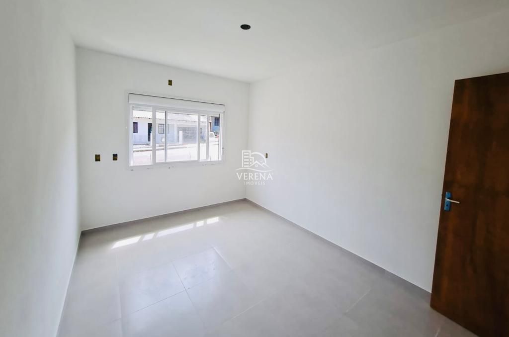 Casa à venda com 2 quartos, 55m² - Foto 8