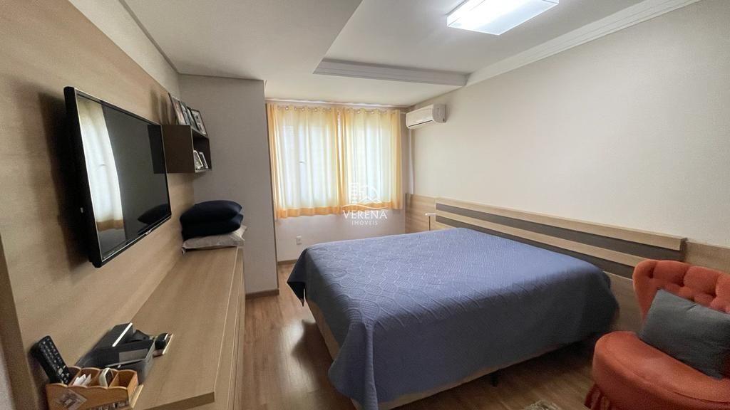 Casa à venda com 3 quartos, 193m² - Foto 14