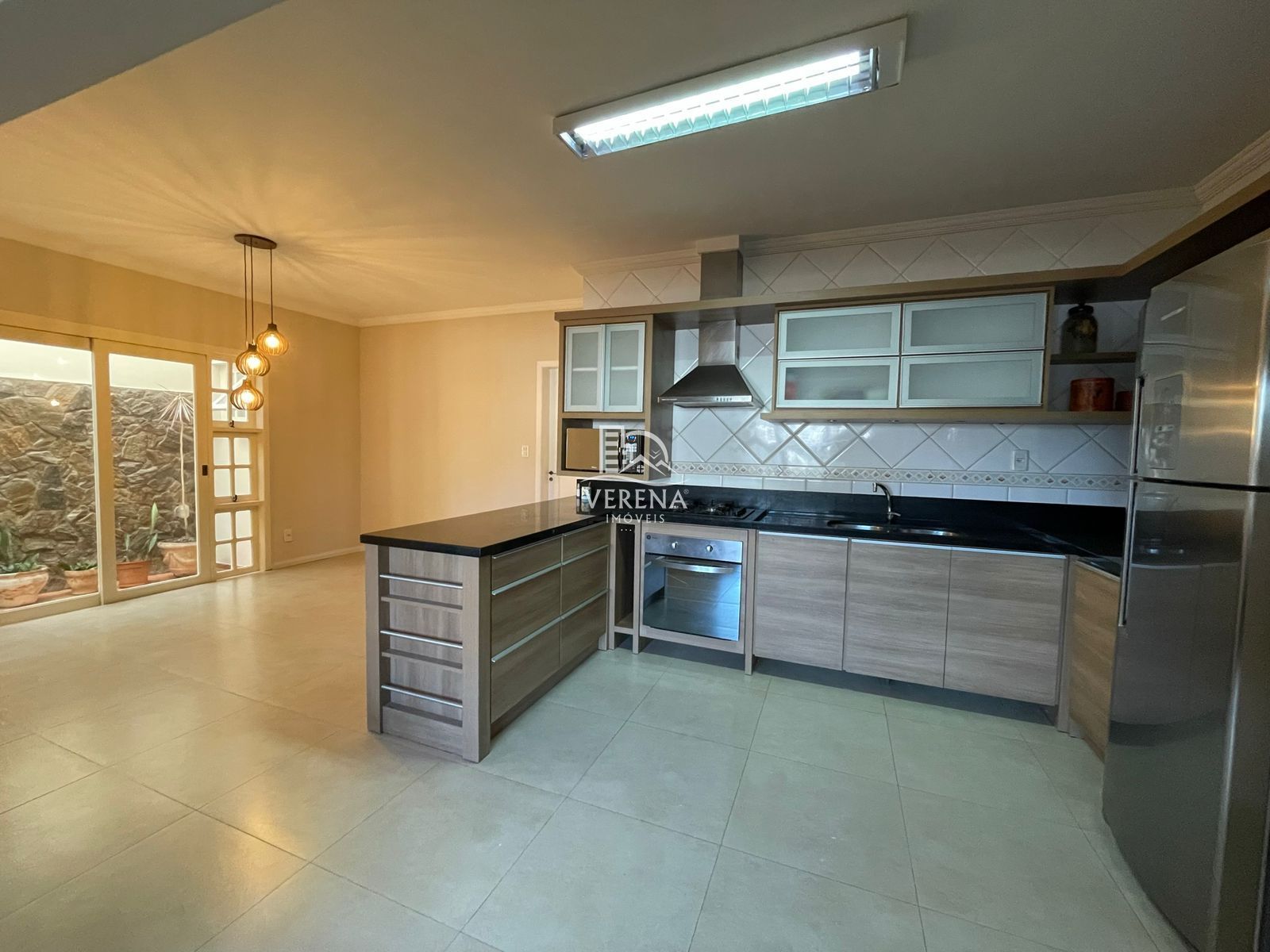 Casa à venda com 3 quartos, 200m² - Foto 10