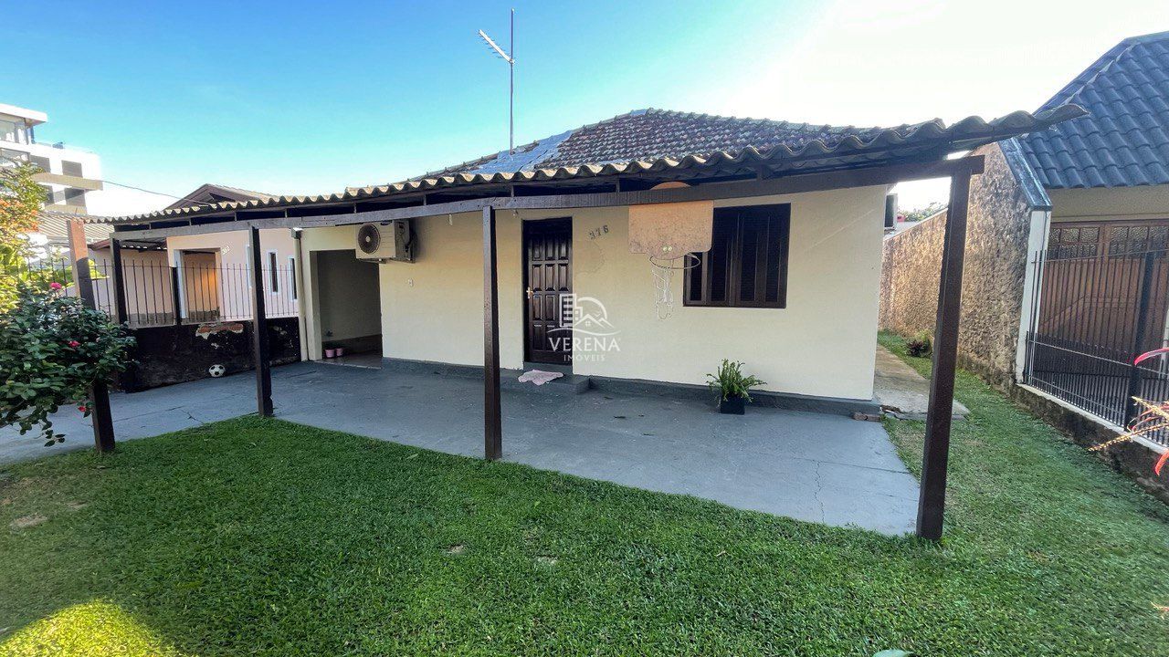 Casa à venda com 2 quartos, 77m² - Foto 1