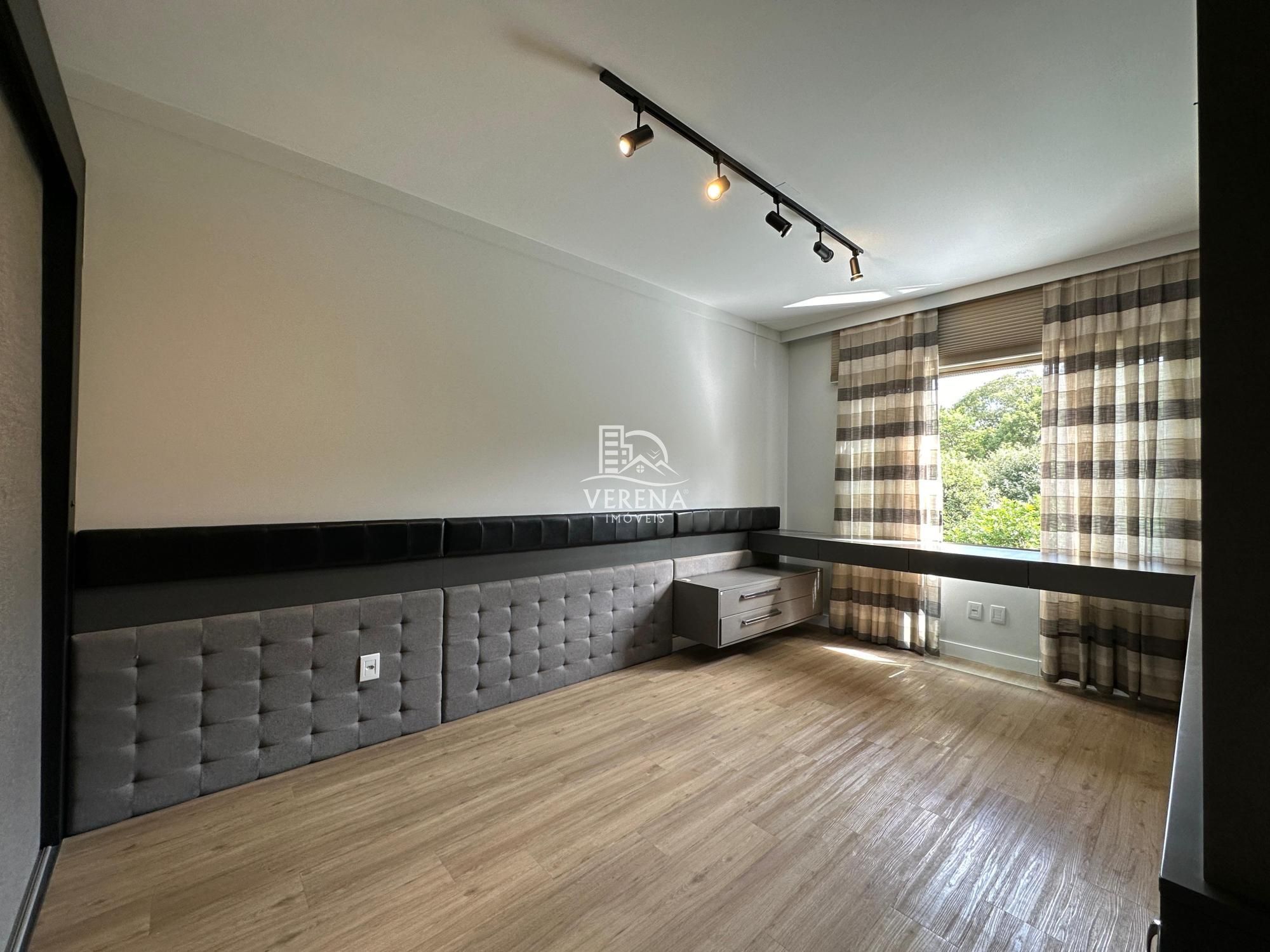 Casa, 3 quartos, 242 m² - Foto 18