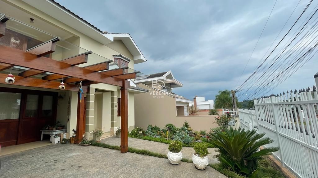 Casa, 3 quartos, 174 m² - Foto 2