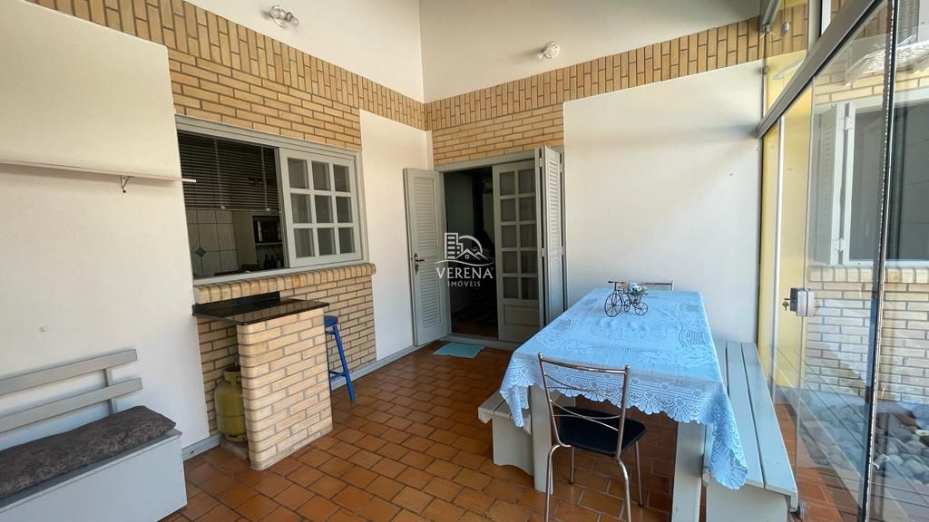 Casa à venda com 3 quartos, 259m² - Foto 20