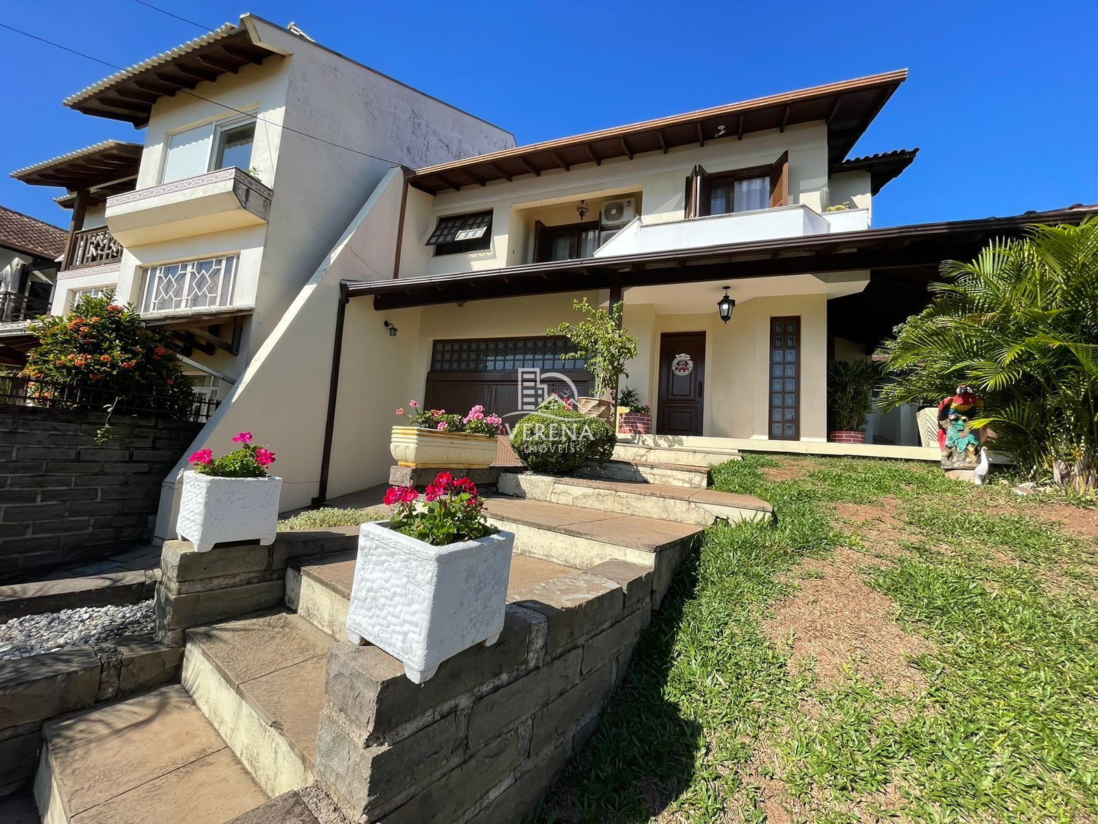 Casa, 3 quartos, 274 m² - Foto 2