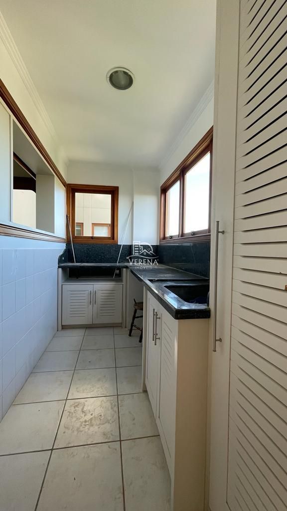 Apartamento à venda com 3 quartos, 199m² - Foto 16