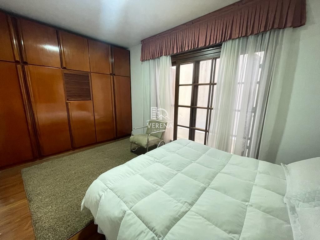 Casa à venda com 3 quartos, 211m² - Foto 17