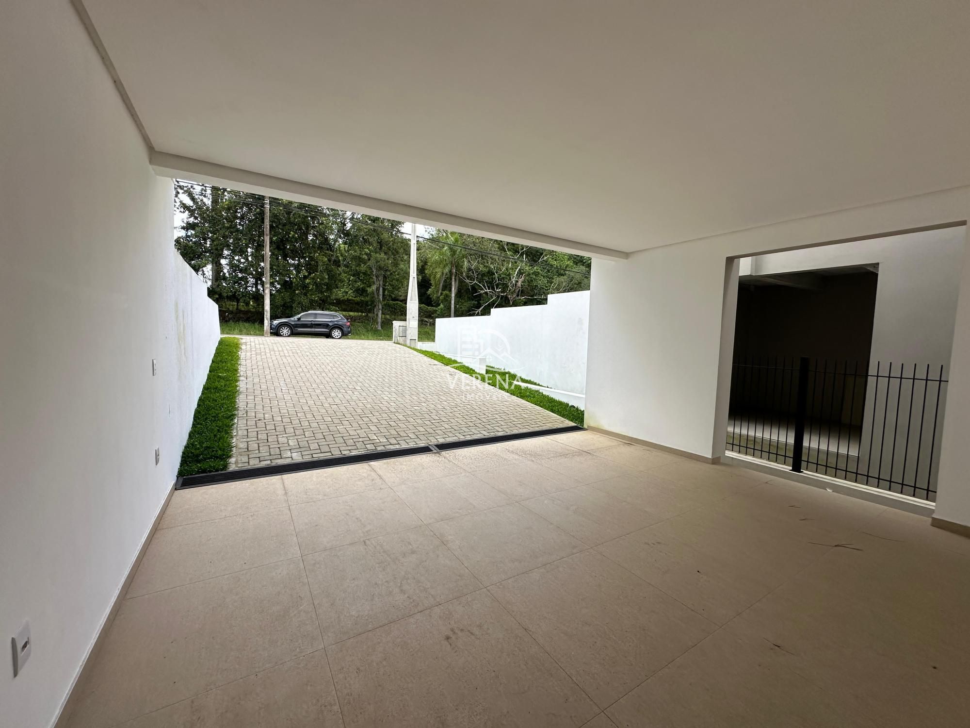 Casa à venda com 3 quartos, 188m² - Foto 3