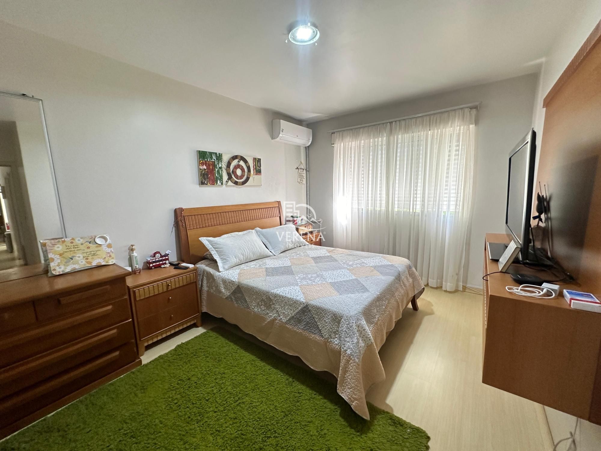 Apartamento à venda com 3 quartos, 96m² - Foto 9