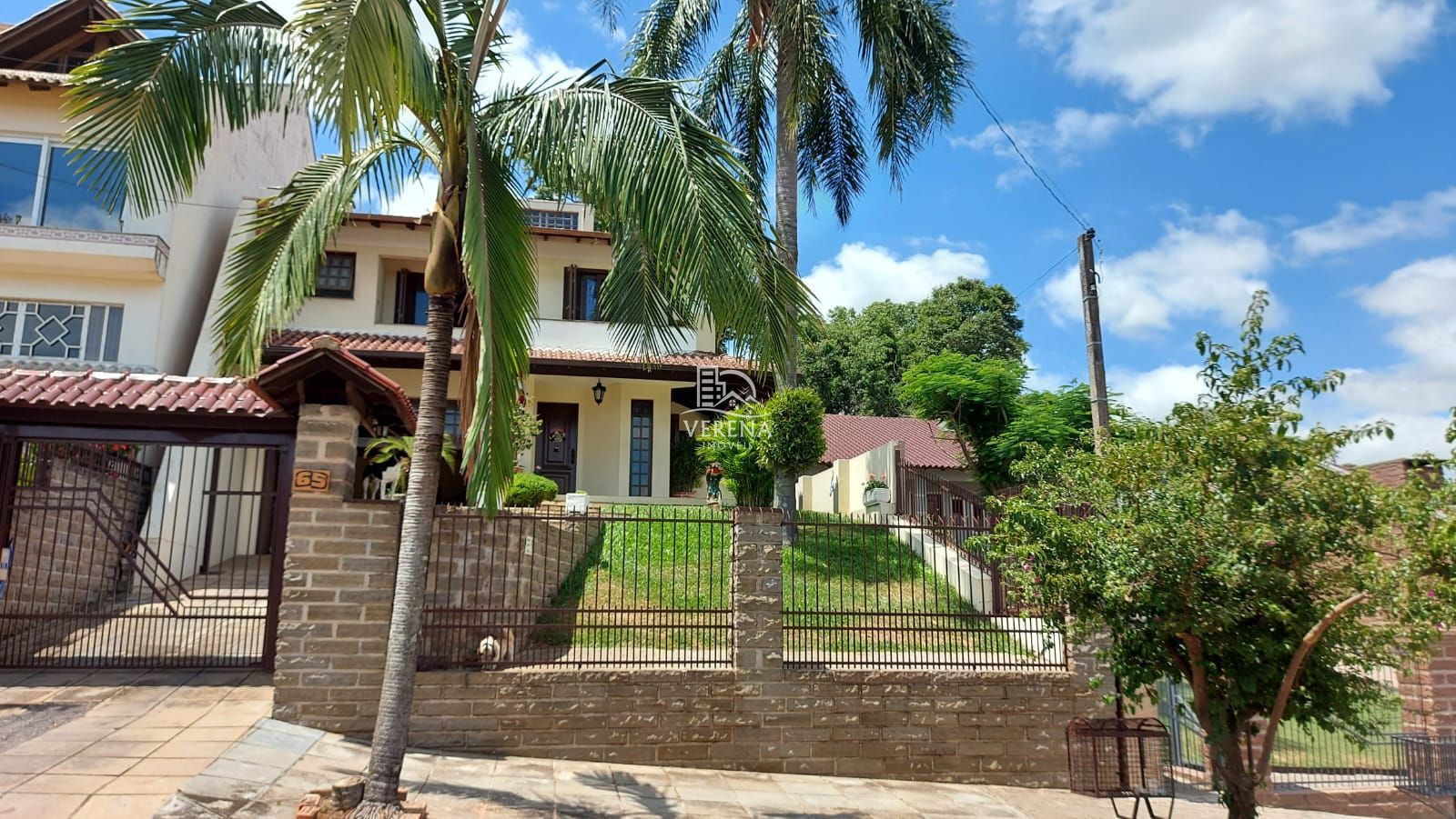 Casa, 3 quartos, 274 m² - Foto 1