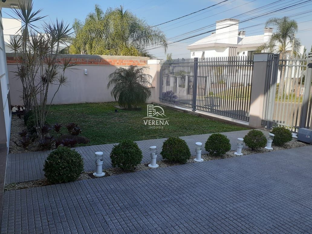 Casa à venda com 3 quartos, 309m² - Foto 2