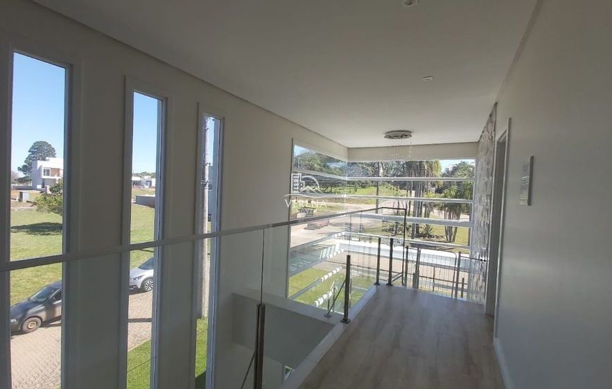 Casa à venda com 3 quartos, 229m² - Foto 10