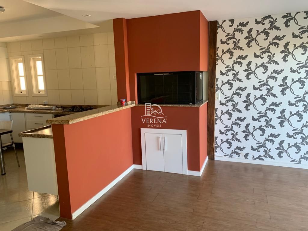 Casa à venda com 3 quartos, 230m² - Foto 5