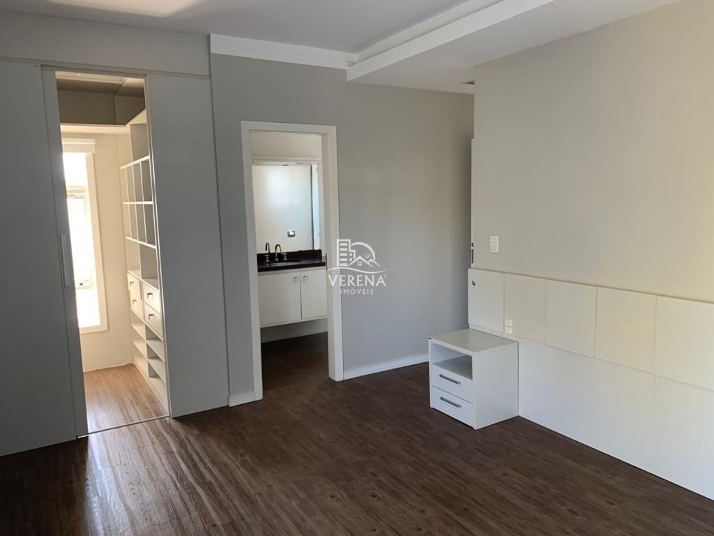 Casa à venda com 3 quartos, 230m² - Foto 10