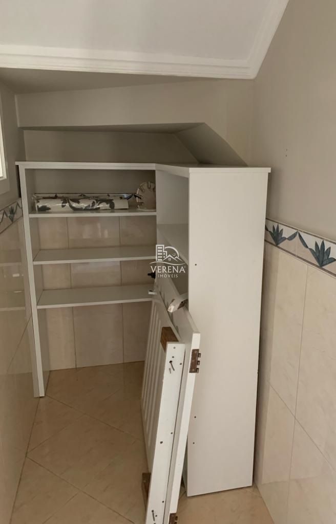 Casa à venda com 3 quartos, 230m² - Foto 9