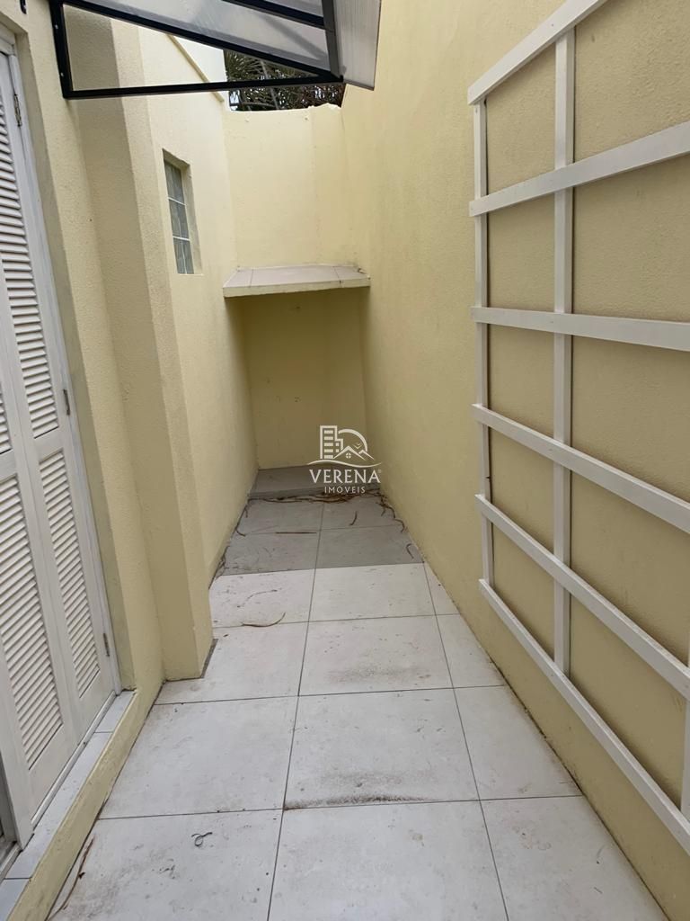 Casa à venda com 3 quartos, 209m² - Foto 23