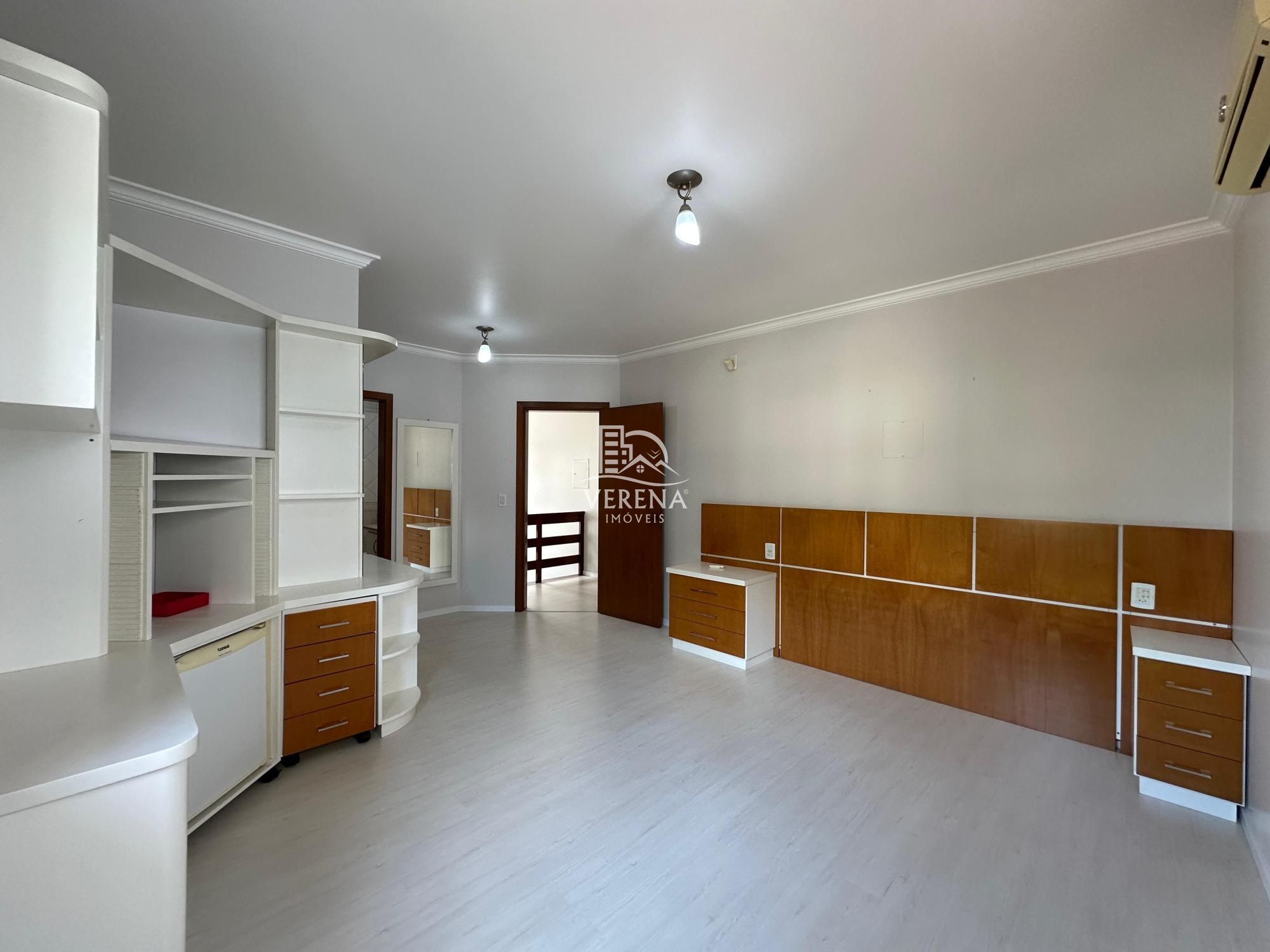 Casa à venda com 3 quartos, 250m² - Foto 16