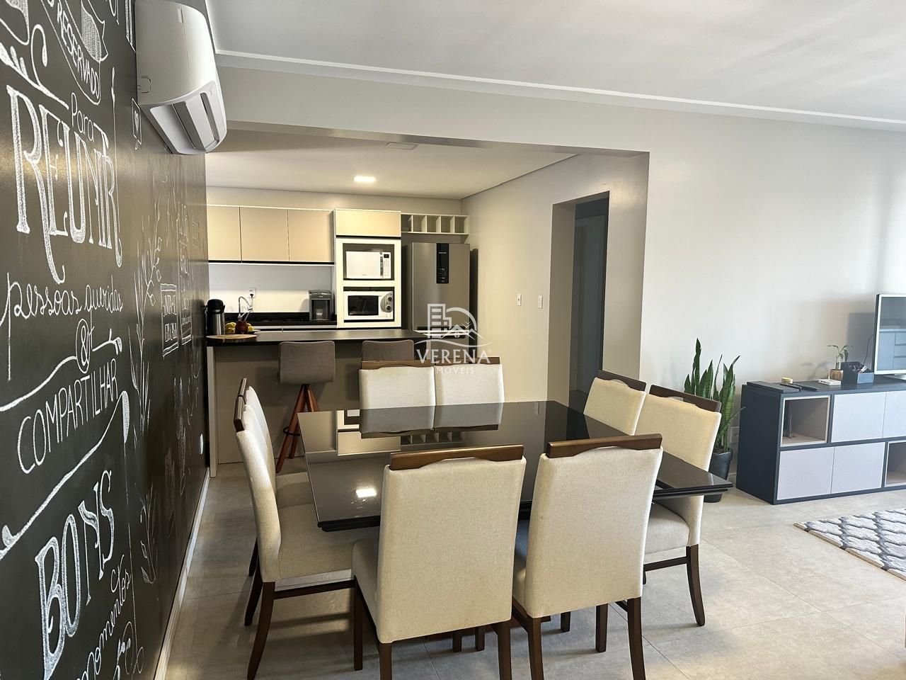 Apartamento à venda com 3 quartos, 142m² - Foto 4