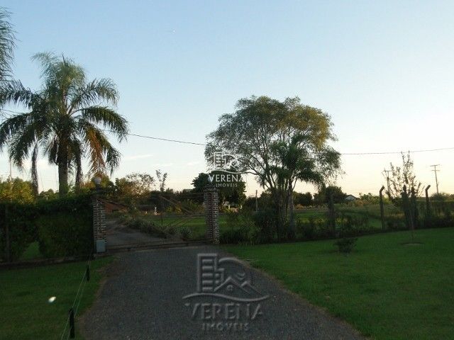 Casa à venda com 2 quartos, 109m² - Foto 25
