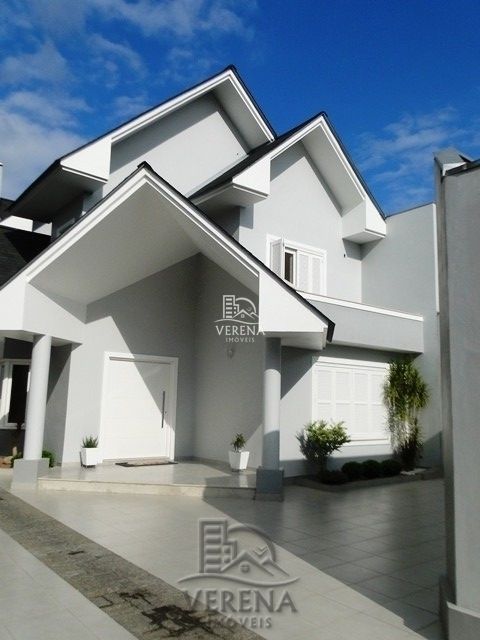 Casa, 3 quartos, 410 m² - Foto 1