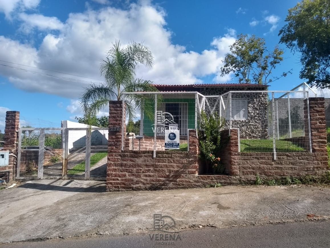 Casa à venda com 2 quartos, 80m² - Foto 1