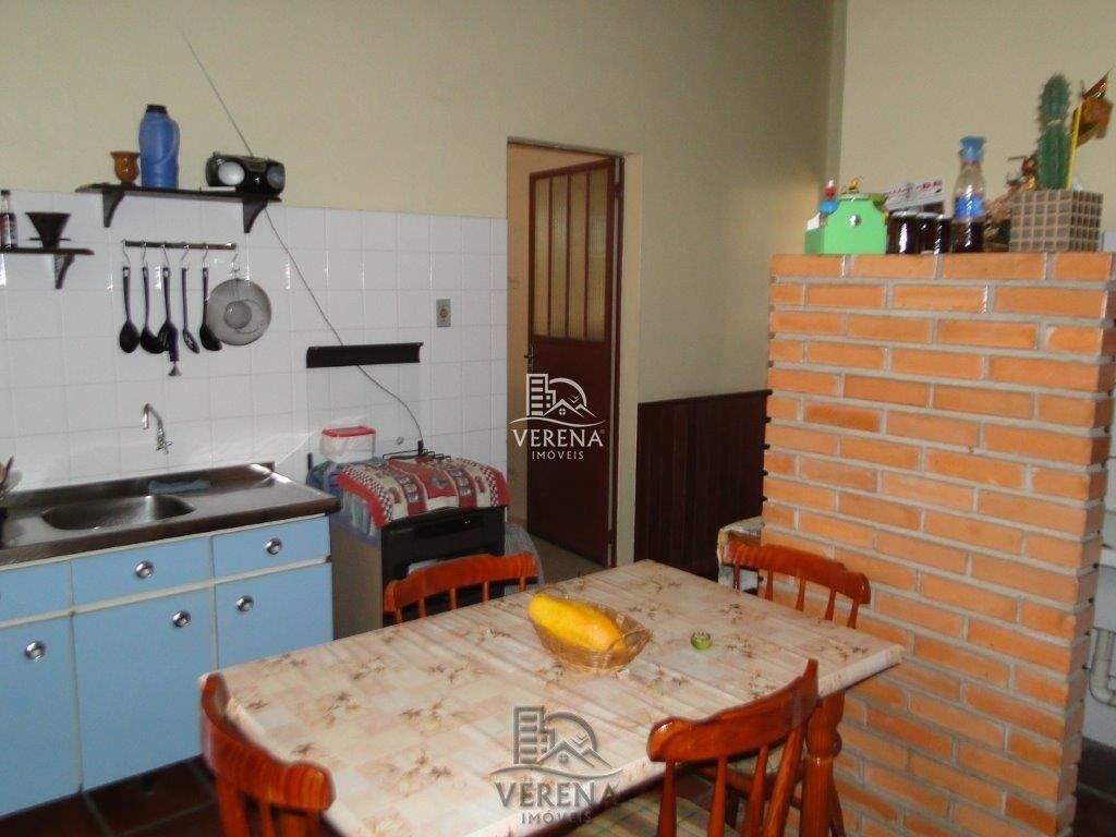 Casa à venda com 4 quartos, 184m² - Foto 19