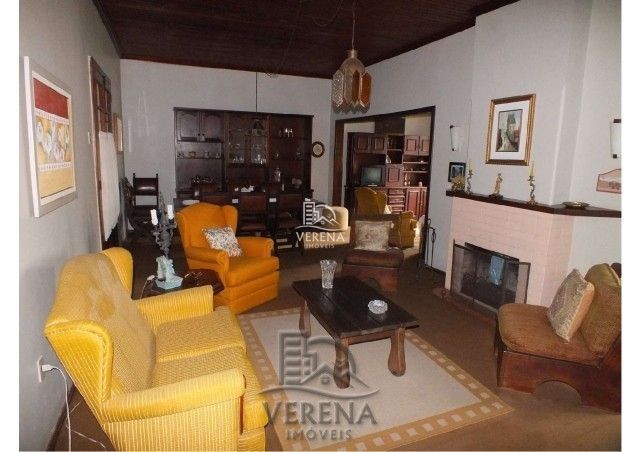 Casa à venda com 3 quartos, 232m² - Foto 4