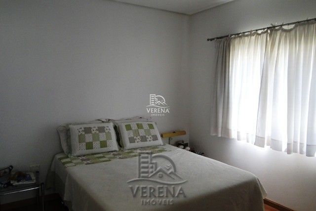 Casa à venda com 3 quartos, 176m² - Foto 10