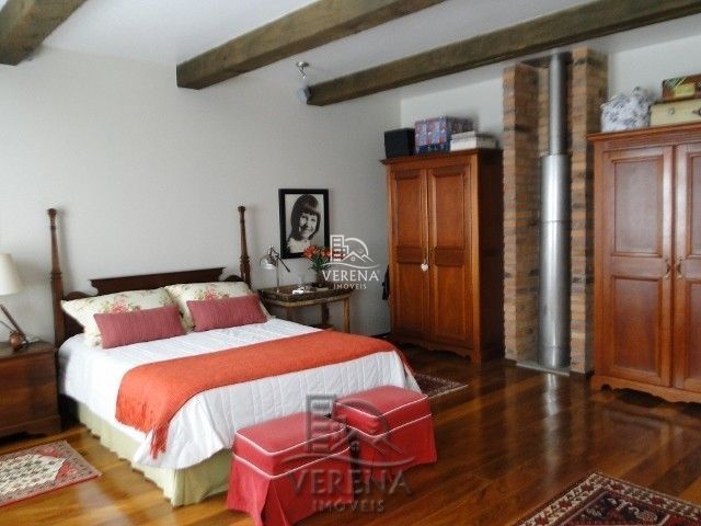 Casa à venda com 3 quartos, 349m² - Foto 14