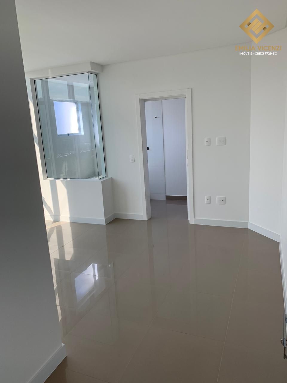 Apartamento à venda com 6 quartos, 368m² - Foto 32